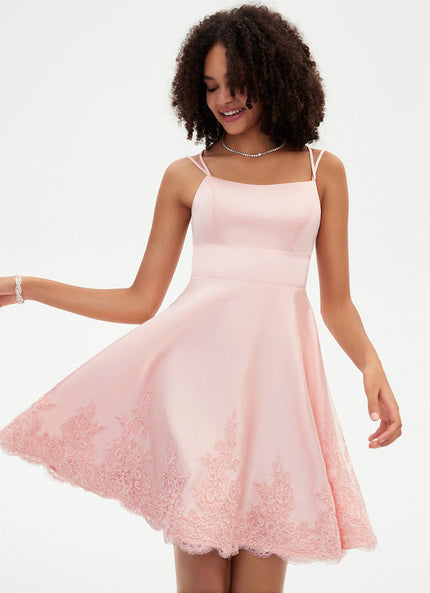 Robe Pastel Rose Courtes Trapèze Satin