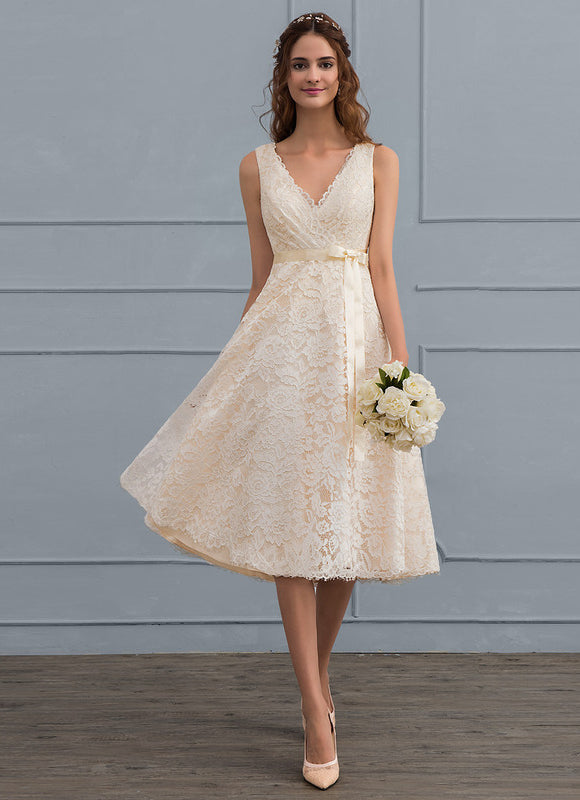 Robe Pastel Écru Dentelle Col V Trapèze