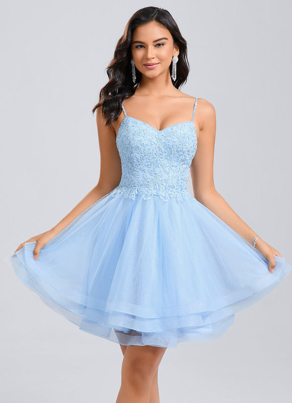 Robe Pastel Bleue Col V Dentelle Tulle
