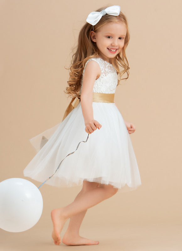 Robe Pastel Blanche Demoiselle D'Honneur Élégante - gallery 3