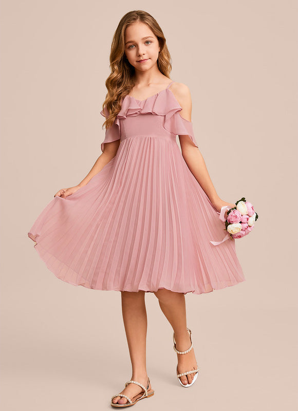 Robe Pastel Bleu Mousseline Décolleté Épaules
