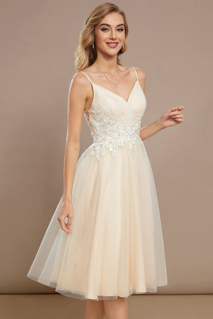 Robe Pastel Beige Trapèze Col V Genoux - gallery 2