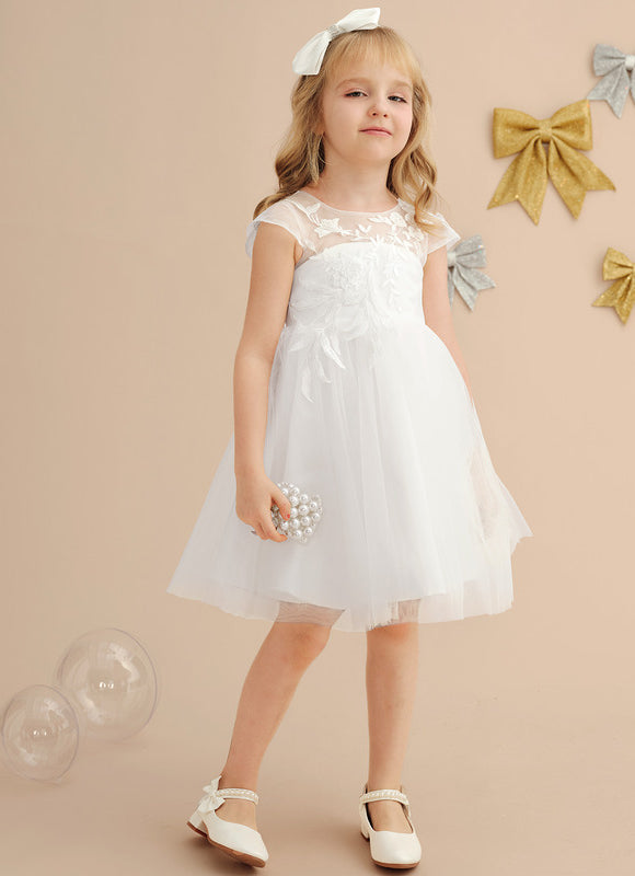 Robe Pastel Crème Dentelle Col Rond Genoux - gallery 2