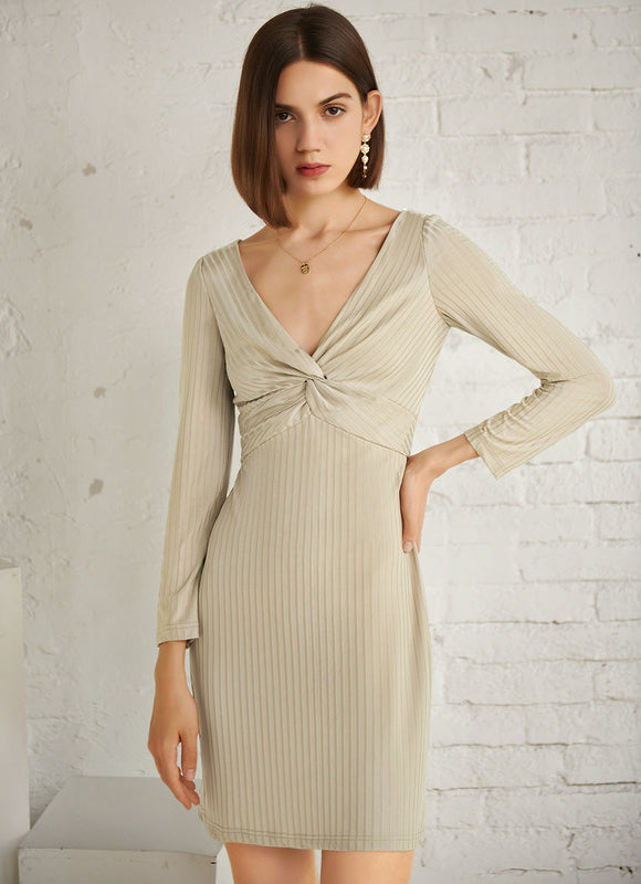 Robe Pastel Beige Col V Moulante Mini