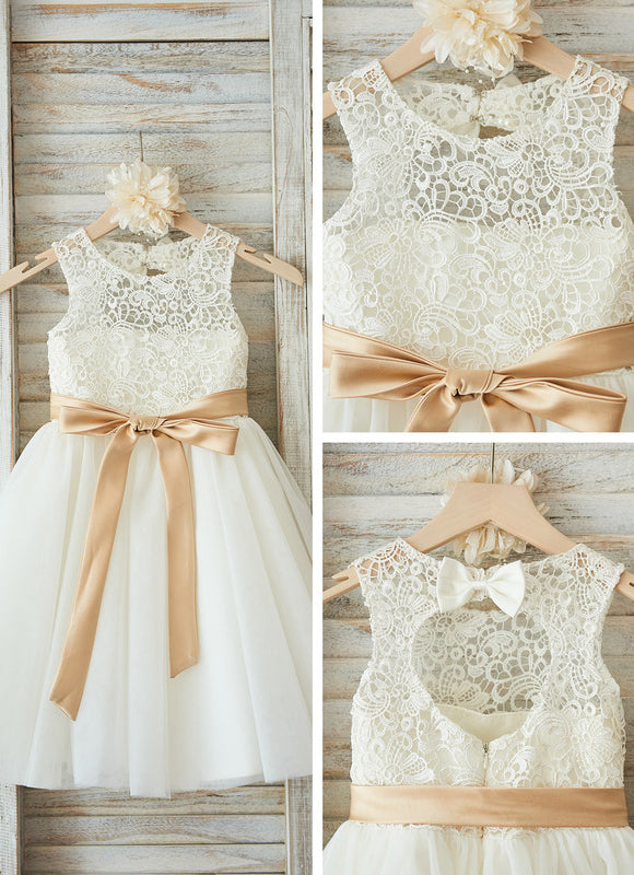 Robe Pastel Blanche Demoiselle D'Honneur Élégante
