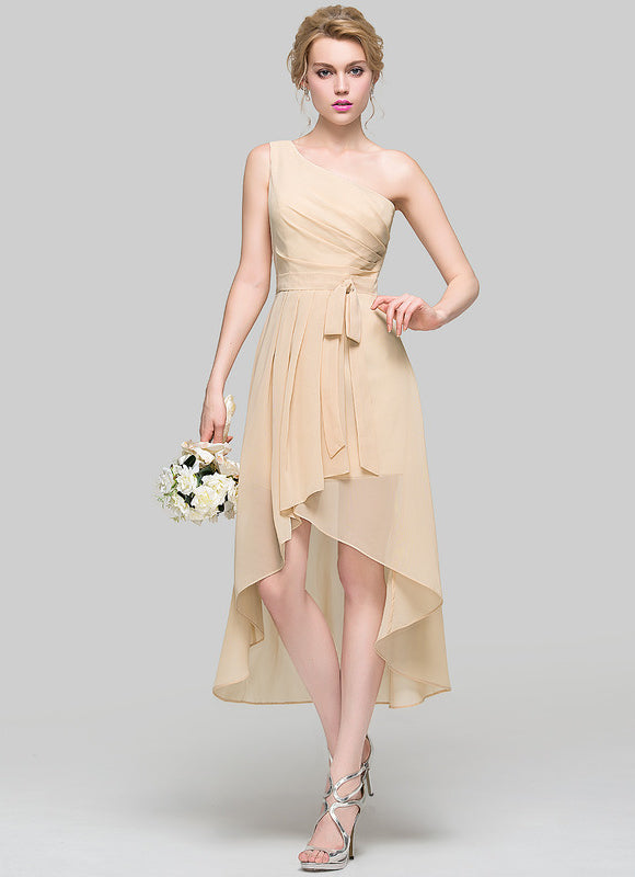 Robe Pastel Beige Décolleté Asymétrique Chic - gallery 5
