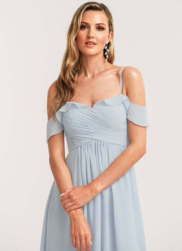 Robe Pastel Bleu Décolleté Épaules Volants - gallery 3