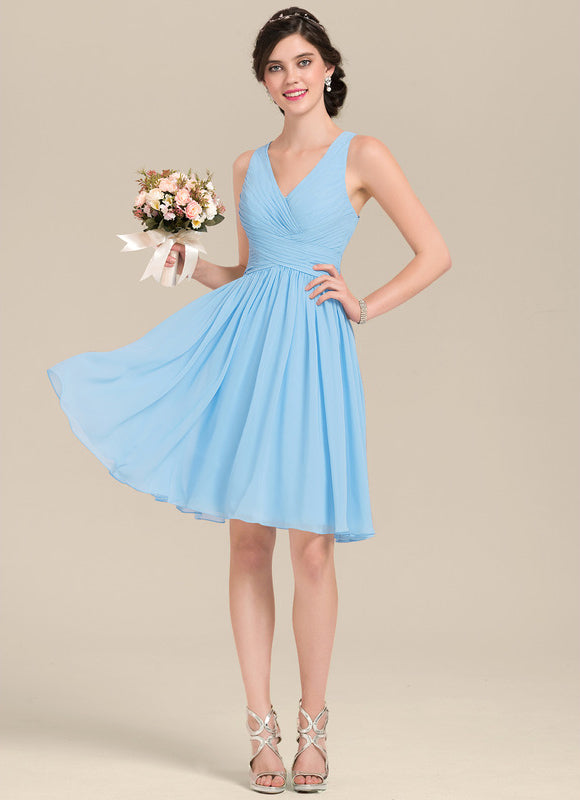 Robe Pastel Bleu Col V Mousseline Volants
