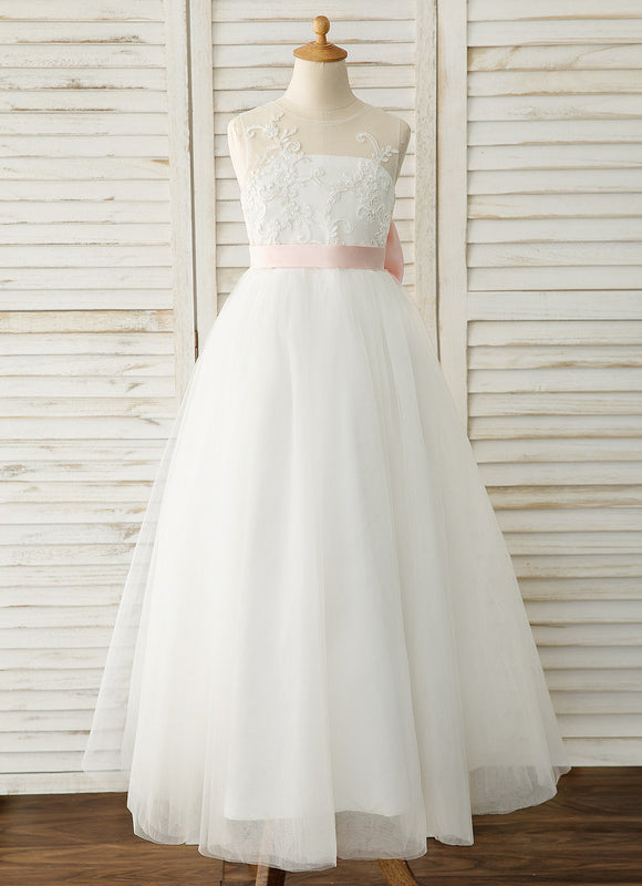 Robe Pastel Blanche Longue Satin Avec Nœud.