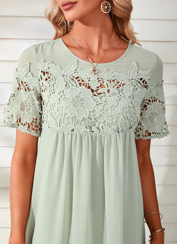Robe Pastel Verte Dentelle Courte Élégante - gallery 1
