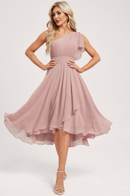 Robe Pastel Rose Décolleté Asymétrique Volants