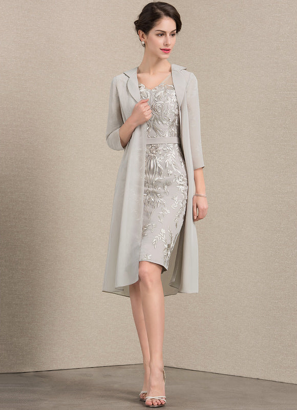 Robe Pastel Gris Col V Courte Dentelle - gallery 2