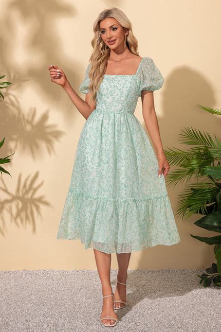 Robe Pastel Verte À Volants Fleurie