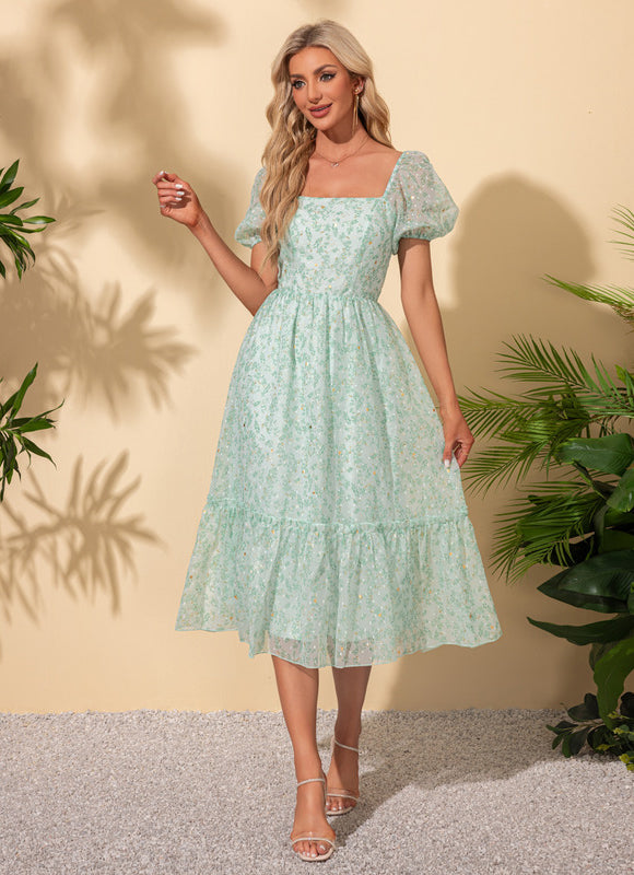 Robe Pastel Verte À Volants Fleurie