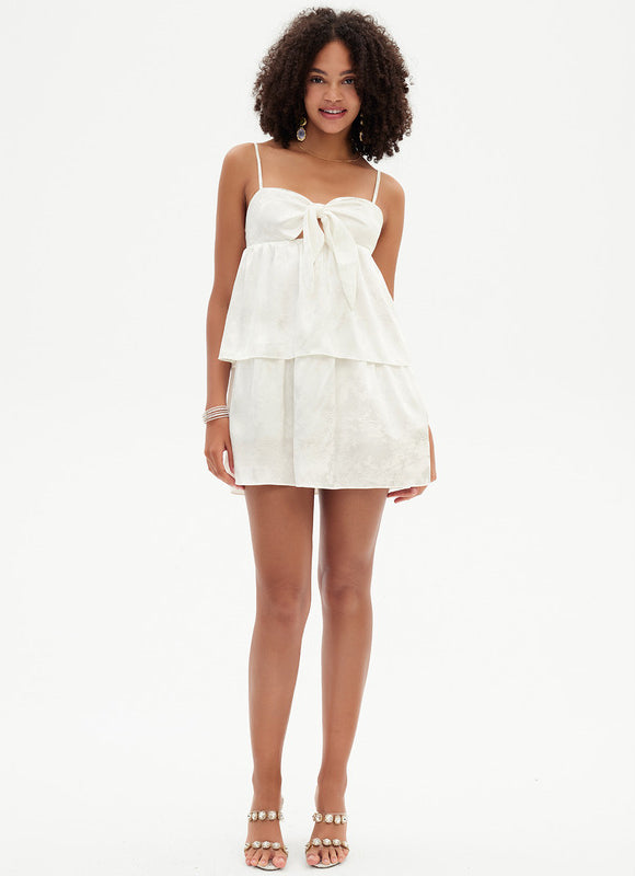Robe Pastel Blanche Col Cœur Avec Nœud