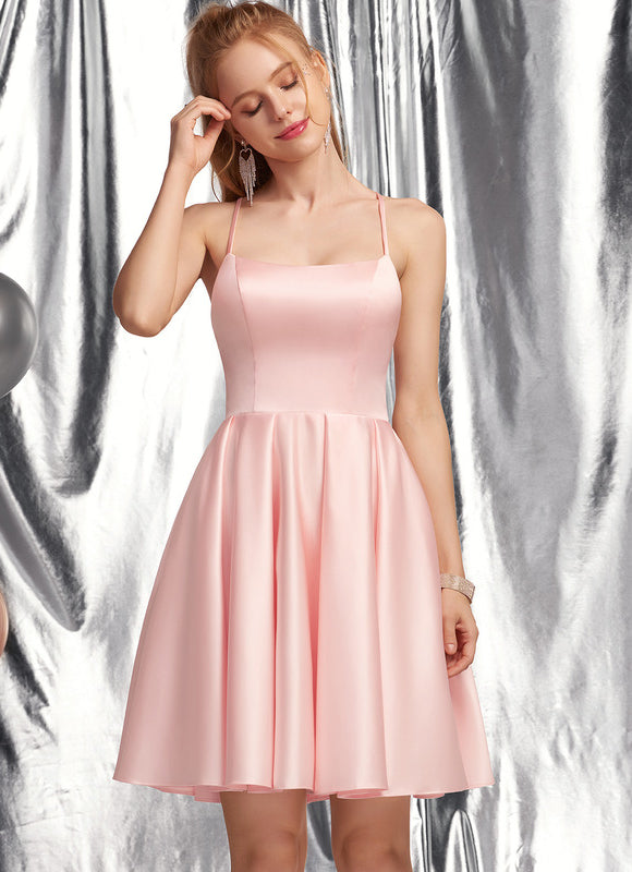 Robe Pastel Rose Satin Col Carré - gallery 1