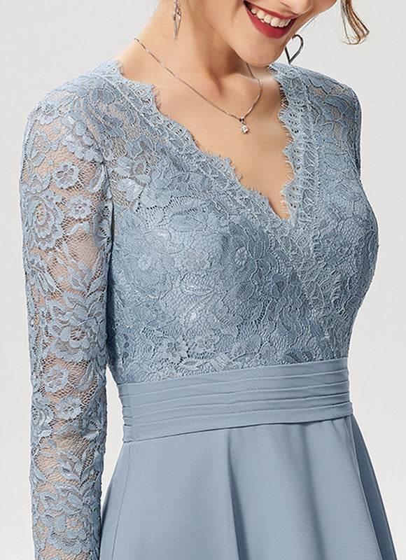 Robe Pastel Bleu Col V Dentelle Genou - gallery 4