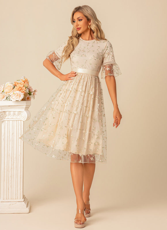 Robe Pastel Beige Trapèze Col Rond - gallery 4