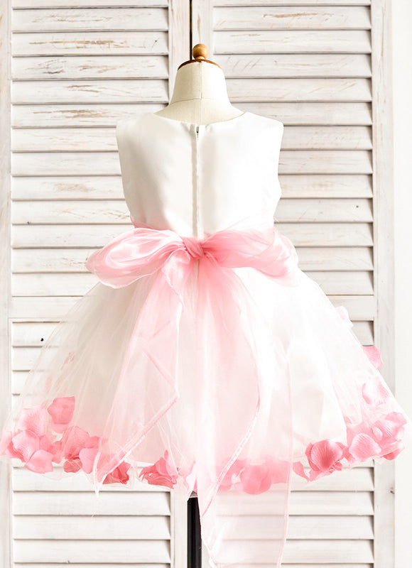 Robe Pastel Blanche Et Rose Floral 3D - gallery 1