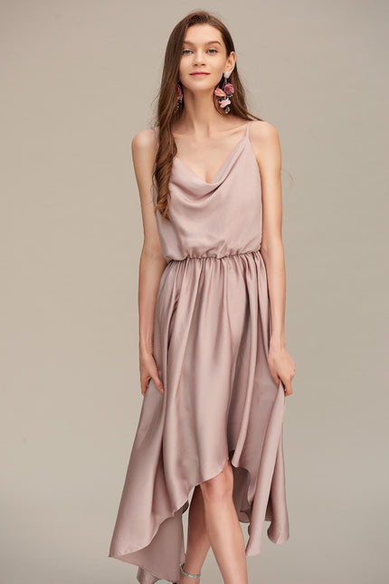 Robe Pastel Beige Col Bénitier Asymétrique
