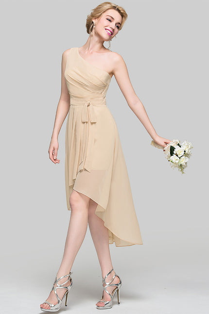 Robe Pastel Beige Décolleté Asymétrique Chic - gallery 3