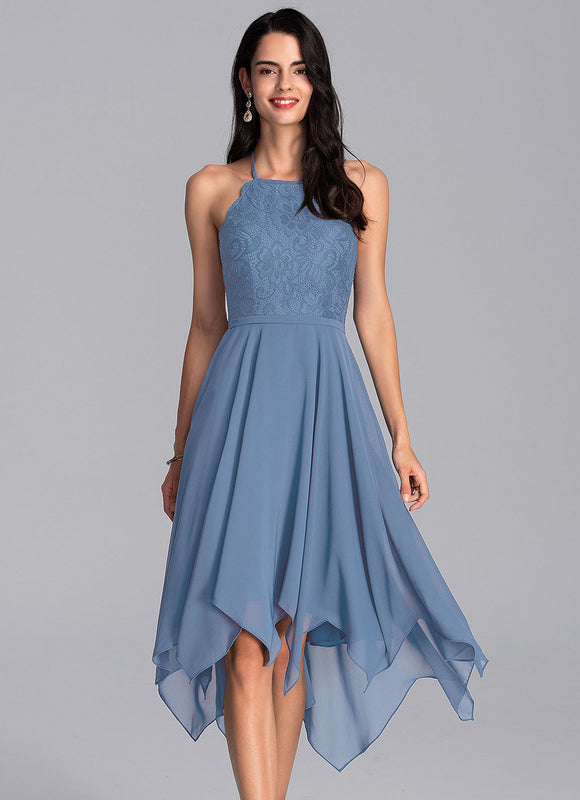 Robe Pastel Bleu Trapèze Asymétrique Dentelle