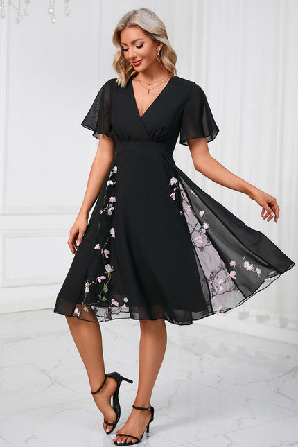 Robe Pastel Rose Col V Mousseline Élégante - gallery 9