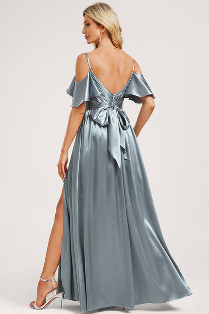 Robe Pastel Satin Bleu Décolleté Épaules