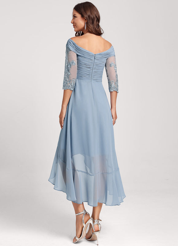 Robe Pastel Bleu Asymétrique Dentelle Élégante - gallery 2