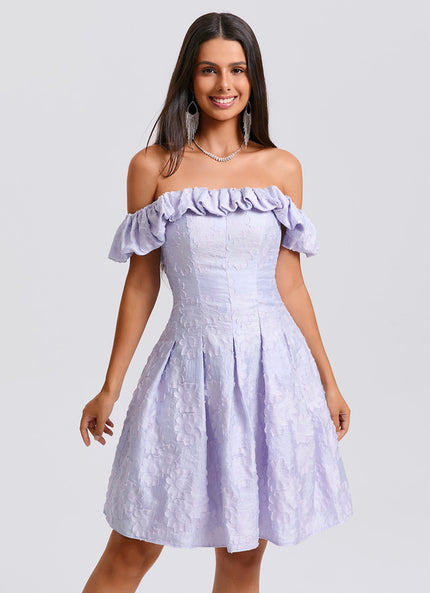Robe Pastel Lavande Épaule Dénudée Courte