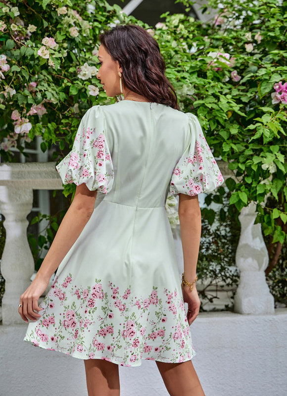 Robe Pastel Blanche À Fleurs Col V - gallery 3