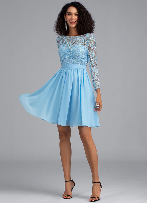 Robe Pastel Bleu Col Rond Dentelle - gallery 2