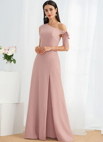Robe Pastel Rose Décolleté Asymétrique Élégante