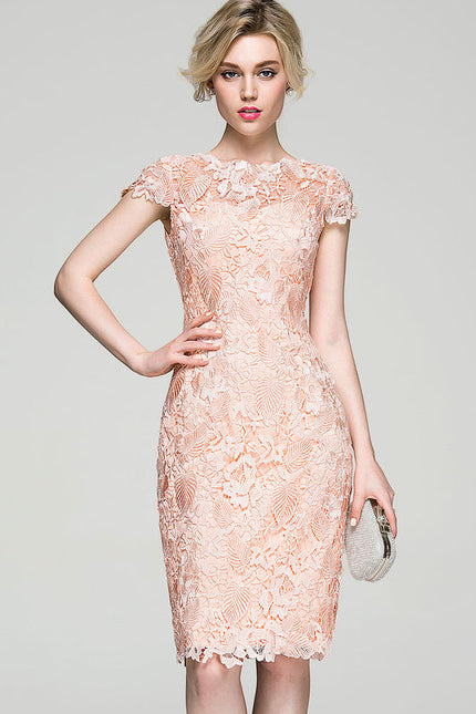 Robe Pastel Saumon Moulante Dentelle Cocktail