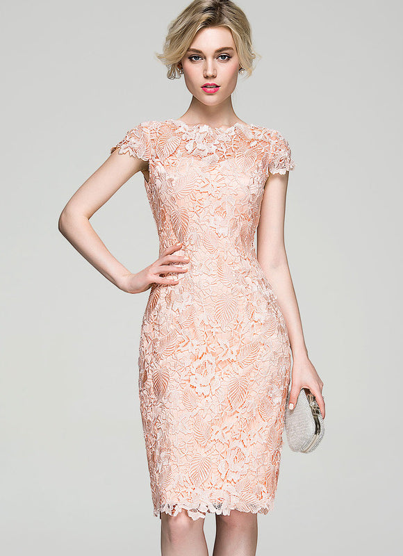 Robe Pastel Saumon Moulante Dentelle Cocktail