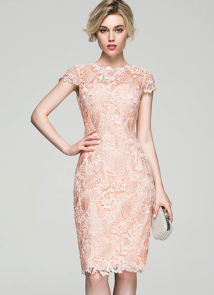 Robe Pastel Saumon Moulante Dentelle Cocktail
