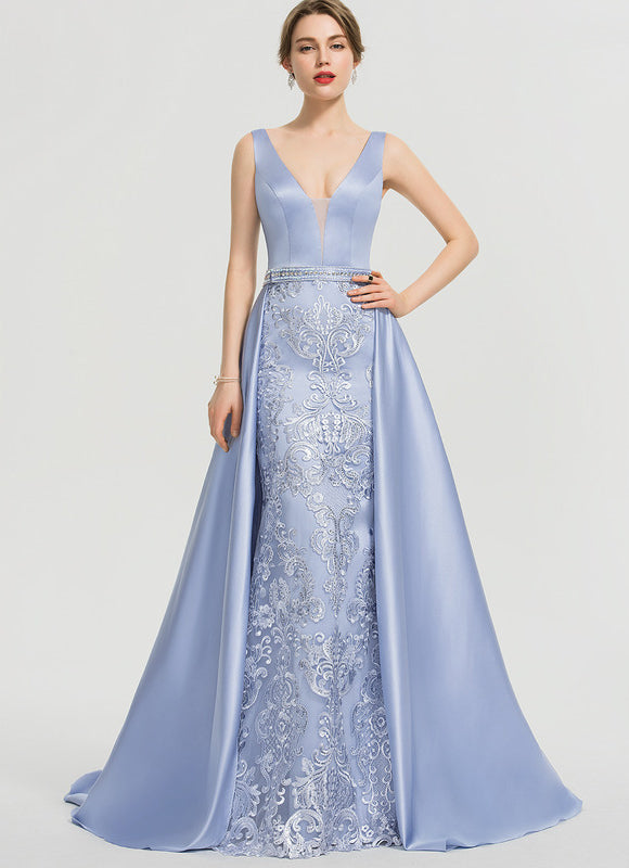 Robe Pastel Bleu Col V Traîne Dentelle