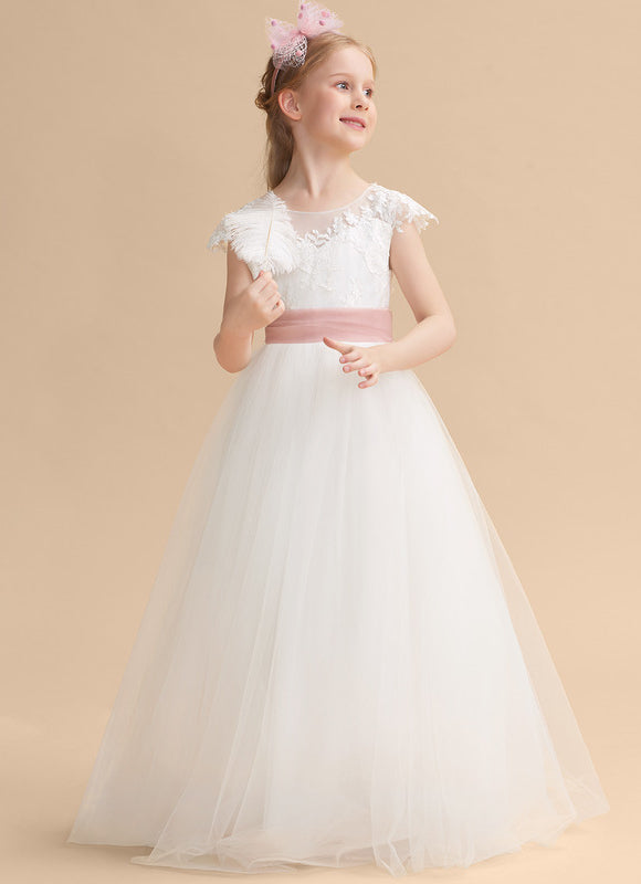 Robe Pastel Blanche Avec Ceinture Rose - gallery 1