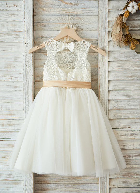 Robe Pastel Blanche Demoiselle D'Honneur Élégante - gallery 1