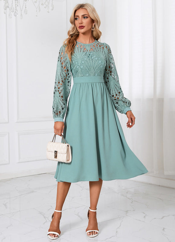 Robe Pastel Verte Col Rond Dentelle Midi - gallery 1