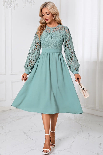 Robe Pastel Verte Col Rond Dentelle Midi - gallery 6