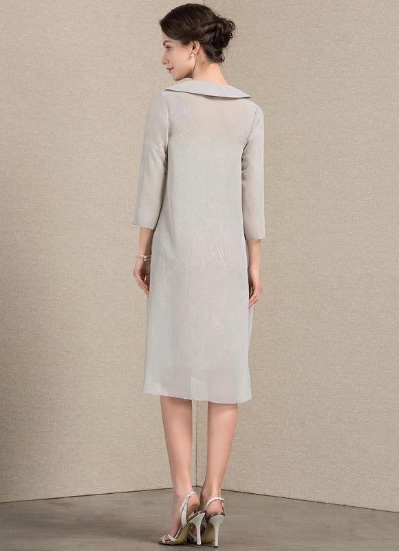 Robe Pastel Gris Col V Courte Dentelle - gallery 4