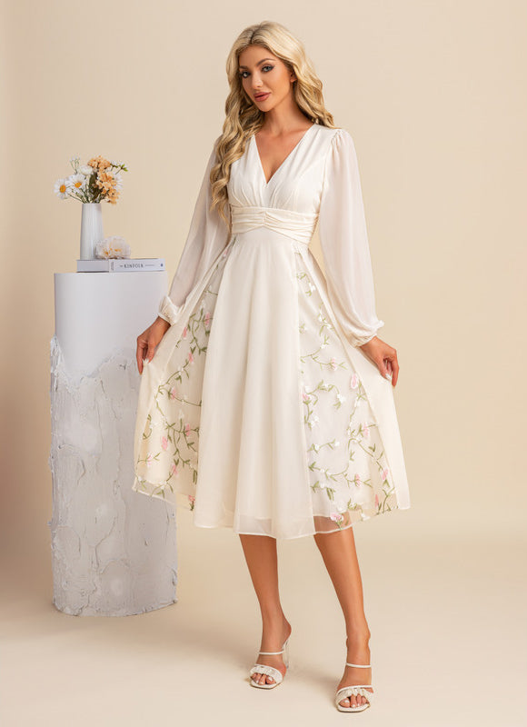 Robe Pastel Blanche Plissée Midi Élégante - gallery 6