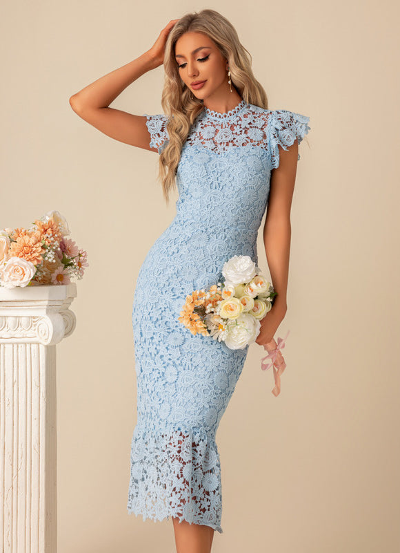 Robe Pastel Bleu Dentelle Col Montant