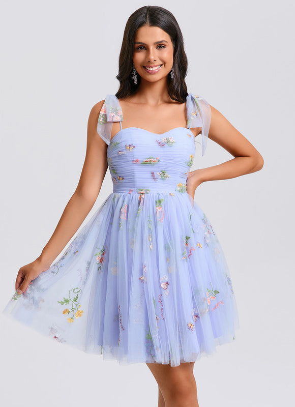 Robe Pastel Bleue Col Cœur Fleurie